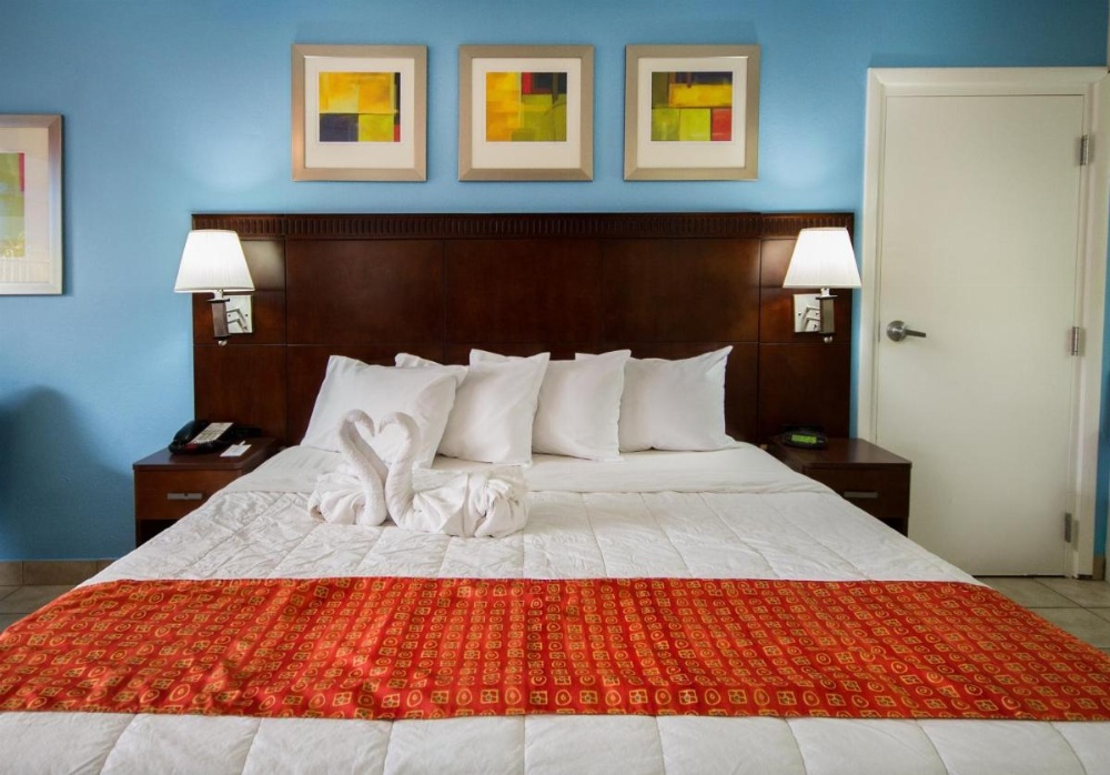 Flamingo Express Hotel